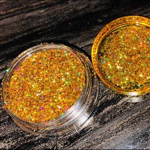 Glitter